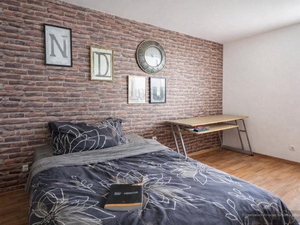 Дава се под наем Едностаен апартамент в София, Център - 35 кв.м за 498.27 € - Снимка #1