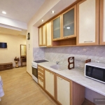Дава се под наем Тристаен апартамент в Пловдив, Изгрев - 67 кв.м за 359.04 € - Снимка #1