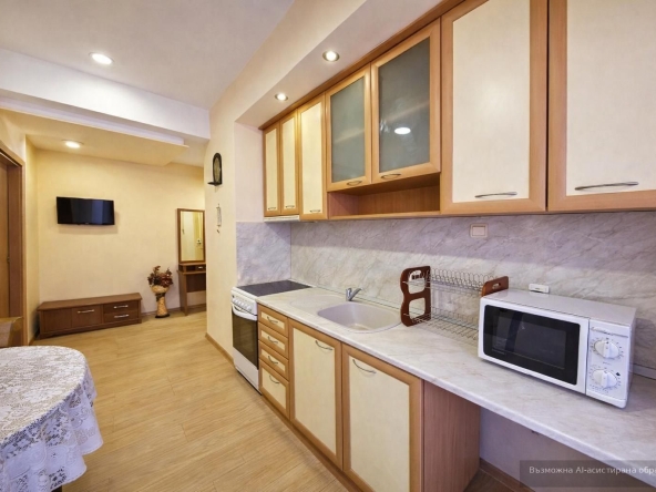Дава се под наем Тристаен апартамент в Пловдив, Изгрев - 67 кв.м за 359.04 € - Снимка #1
