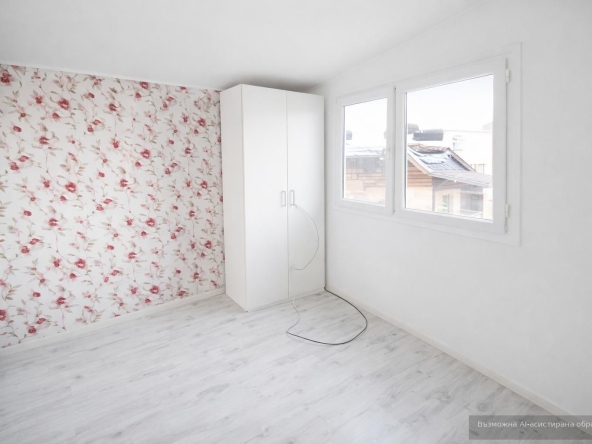 Дава се под наем Къща в София, Обеля 1 - 10 кв.м за 298.86 € - Снимка #1