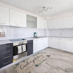 Дава се под наем Тристаен апартамент в Пловдив, Остромила - 75 кв.м за 498.27 € - Снимка #1