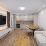 Дава се под наем Тристаен апартамент в Пловдив, Тракия - 105 кв.м за 698.19 € - Снимка #1