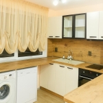 Дава се под наем Тристаен апартамент в Пловдив, Кючук Париж - 90 кв.м за 610.98 € - Снимка #1