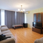 Дава се под наем Двустаен апартамент в Варна, Левски - 74 кв.м за 448.8 € - Снимка #1