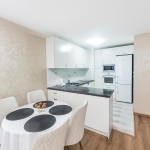 Дава се под наем Двустаен апартамент в Пловдив, Остромила - 65 кв.м за 548.25 € - Снимка #1