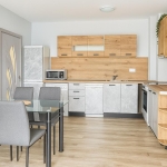 Дава се под наем Двустаен апартамент в Пловдив, Христо Смирненски - 60 кв.м за 483.48 € - Снимка #1