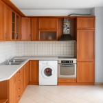 Дава се под наем Тристаен апартамент в Пловдив, Христо Смирненски - 120 кв.м за 560.49 € - Снимка #1