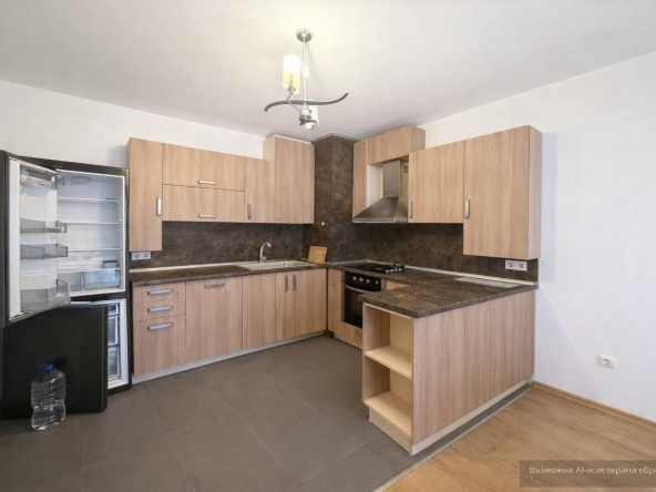 Дава се под наем Тристаен апартамент в Пловдив, Център - 100 кв.м за 797.64 € - Снимка #1