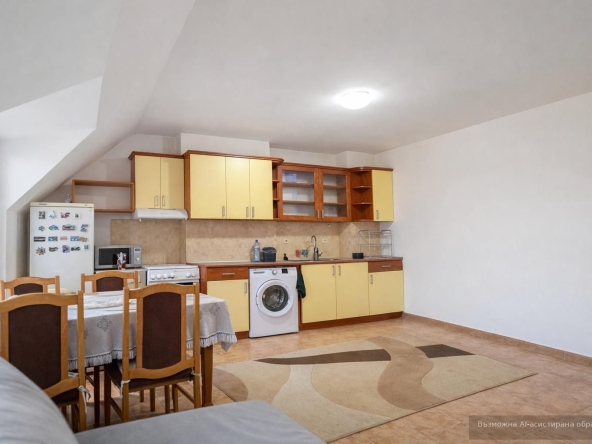 Дава се под наем Тристаен апартамент в Пловдив, Христо Смирненски - 75 кв.м за 408.51 € - Снимка #1