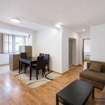 Дава се под наем Тристаен апартамент в Пловдив, Кършияка - 100 кв.м за 598.23 € - Снимка #1