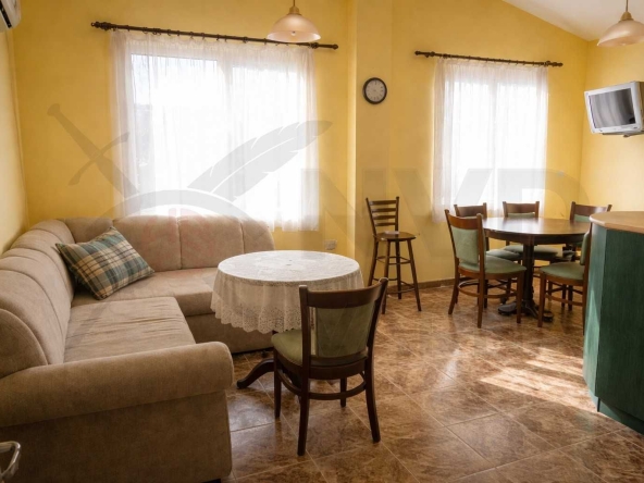 Дава се под наем Тристаен апартамент в Варна, ХЕИ - 90 кв.м за 757.86 € - Снимка #1
