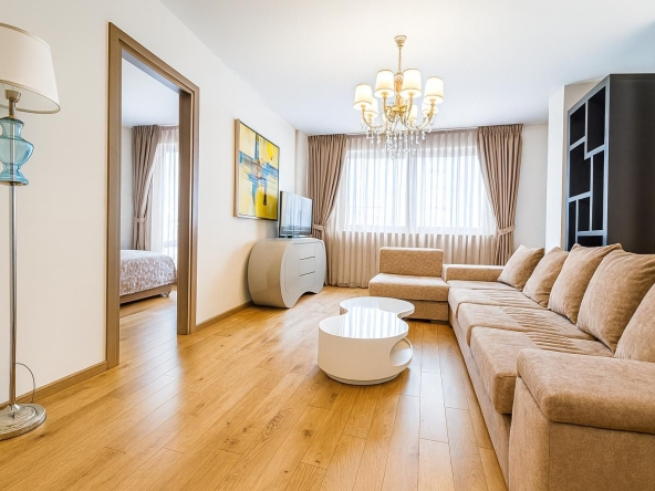 Дава се под наем Тристаен апартамент в Пловдив, Съдийски - 78 кв.м за 560.49 € - Снимка #1