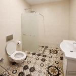 Дава се под наем Тристаен апартамент в София, Хладилника - 116 кв.м за 897.6 € - Снимка #1