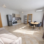 Дава се под наем Двустаен апартамент в Пловдив, Тракия - 50 кв.м за 363.63 € - Снимка #1