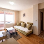 Дава се под наем Двустаен апартамент в Варна, Базар Левски - 55 кв.м за 448.8 € - Снимка #1