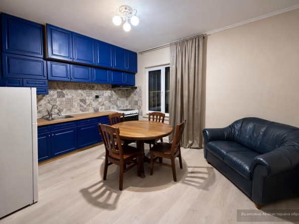 Дава се под наем Тристаен апартамент в Пловдив, Център - 90 кв.м за 598.23 € - Снимка #1