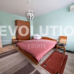 Дава се под наем Двустаен апартамент в Варна, Изгрев - 60 кв.м за 378.93 € - Снимка #1