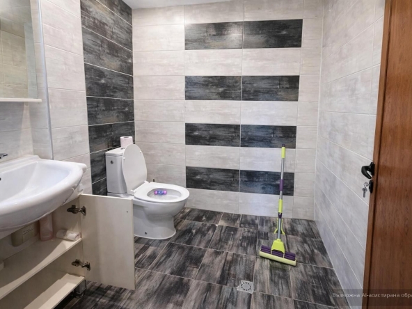 Дава се под наем Тристаен апартамент в Пловдив, Тракия - 75 кв.м за 598.23 € - Снимка #1