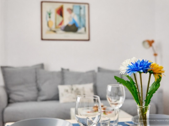 Дава се под наем Тристаен апартамент в София, Лозенец - 75 кв.м за 846.6 € - Снимка #1
