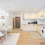 Дава се под наем Едностаен апартамент в Пловдив, Гагарин - 45 кв.м за 348.84 € - Снимка #1