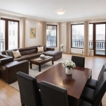 Тристаен апартамент в Банско - 182 кв.м за 561 €/кв.м - Снимка #1