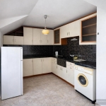 Дава се под наем Тристаен апартамент в Варна, Спортна зала - 80 кв.м за 598.23 € - Снимка #1
