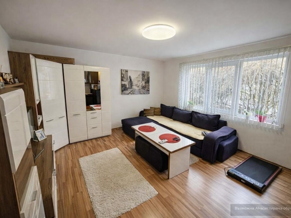 Дава се под наем Едностаен апартамент в Варна, Бриз - 38 кв.м за 298.86 € - Снимка #1