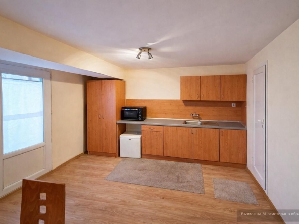 Дава се под наем Едностаен апартамент в Варна, Колхозен пазар - 22 кв.м за 209.1 € - Снимка #1