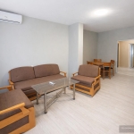 Дава се под наем Четиристаен апартамент в Варна, Автогара - 100 кв.м за 498.27 € - Снимка #1