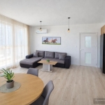 Дава се под наем Тристаен апартамент в Пловдив, Южен - 83 кв.м за 548.25 € - Снимка #1