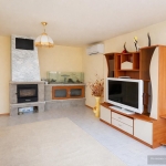 Дава се под наем Тристаен апартамент в Варна, Галата - 90 кв.м за 548.25 € - Снимка #1