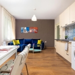 Дава се под наем Двустаен апартамент в Пловдив, Център - 85 кв.м за 698.19 € - Снимка #1