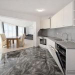 Дава се под наем Четиристаен апартамент в Варна, Изгрев - 100 кв.м за 847.62 € - Снимка #1
