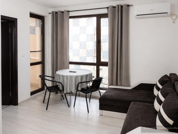 Дава се под наем Двустаен апартамент в Пловдив, Тракия - 50 кв.м за 393.72 € - Снимка #1