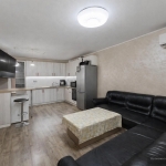 Дава се под наем Тристаен апартамент в Варна, Левски - 75 кв.м за 598.23 € - Снимка #1