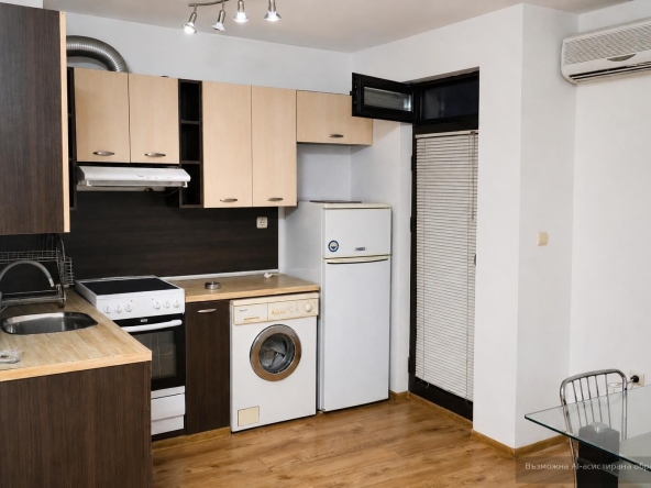 Дава се под наем Тристаен апартамент в Пловдив, Мараша - 98 кв.м за 418.71 € - Снимка #1