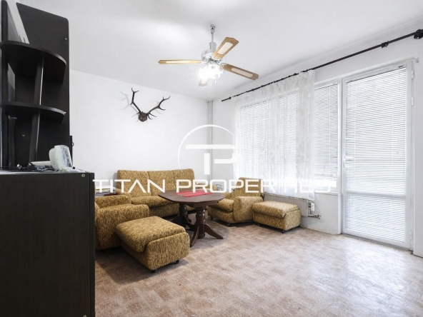 Тристаен апартамент в Пловдив, Център - 64 кв.м за 718 €/кв.м - Снимка #1