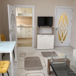 Дава се под наем Едностаен апартамент в Пловдив, Тракия - 38 кв.м за 331.5 € - Снимка #1