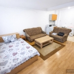 Дава се под наем Едностаен апартамент в Пловдив, Център - 49 кв.м за 378.93 € - Снимка #1