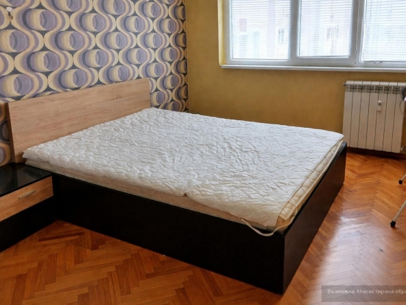 Дава се под наем Тристаен апартамент в София, Света Троица - 85 кв.м за 548.25 € - Снимка #1