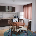 Дава се под наем Двустаен апартамент в Пловдив, Съдийски - 46 кв.м за 373.83 € - Снимка #1