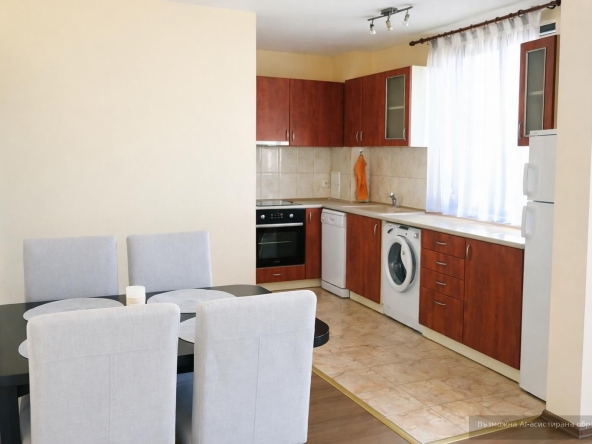 Дава се под наем Тристаен апартамент в Пловдив, Кършияка - 90 кв.м за 598.23 € - Снимка #1