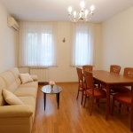 Тристаен апартамент в София, Лозенец - 110 кв.м за 8 €/кв.м - Снимка #1