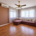 Дава се под наем Двустаен апартамент в София, Обеля 2 - 70 кв.м за 497.25 € - Снимка #1