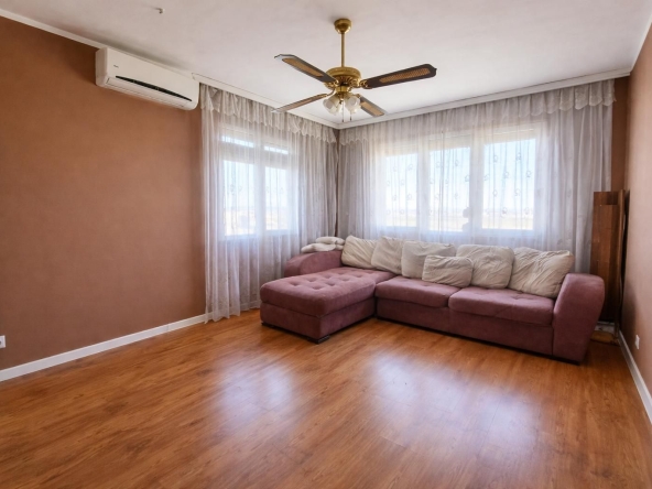 Дава се под наем Двустаен апартамент в София, Обеля 2 - 70 кв.м за 497.25 € - Снимка #1