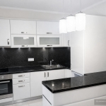 Дава се под наем Тристаен апартамент в Пловдив, Мараша - 100 кв.м за 548.25 € - Снимка #1