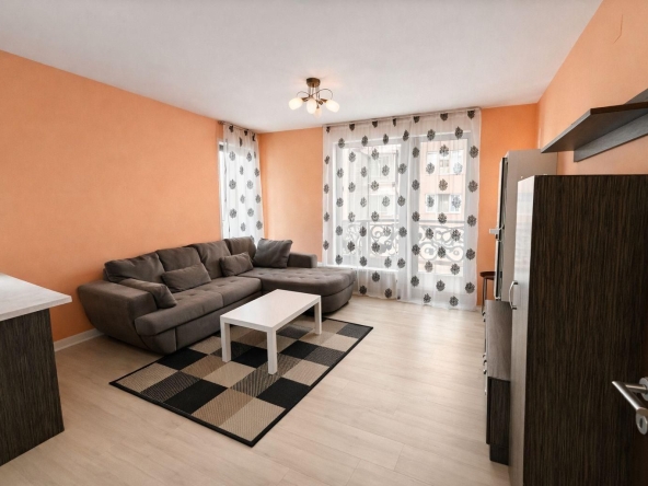 Дава се под наем Двустаен апартамент в София, Младост 3 - 69 кв.м за 746.64 € - Снимка #1