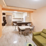 Дава се под наем Тристаен апартамент в Пловдив, Кършияка - 85 кв.м за 548.25 € - Снимка #1