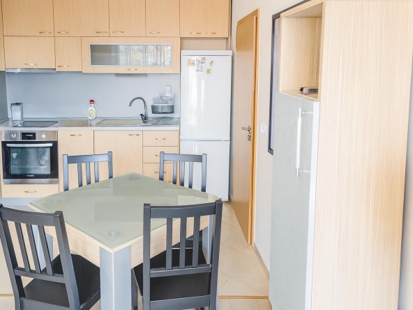 Дава се под наем Двустаен апартамент в Пловдив, Център - 45 кв.м за 409 € - Снимка #1