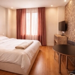 Дава се под наем Едностаен апартамент в Пловдив, Център - 25 кв.м за 248.88 € - Снимка #1